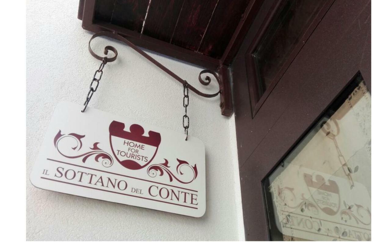 Il Sottano Del Conte Hotel กอนแวร์ซาโน ภายนอก รูปภาพ
